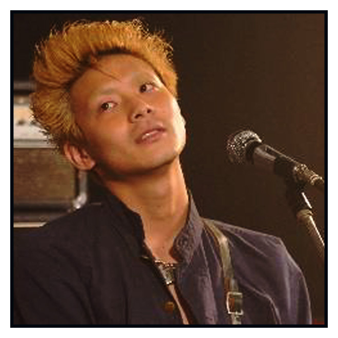 山岸健太（若い頃のハル役）